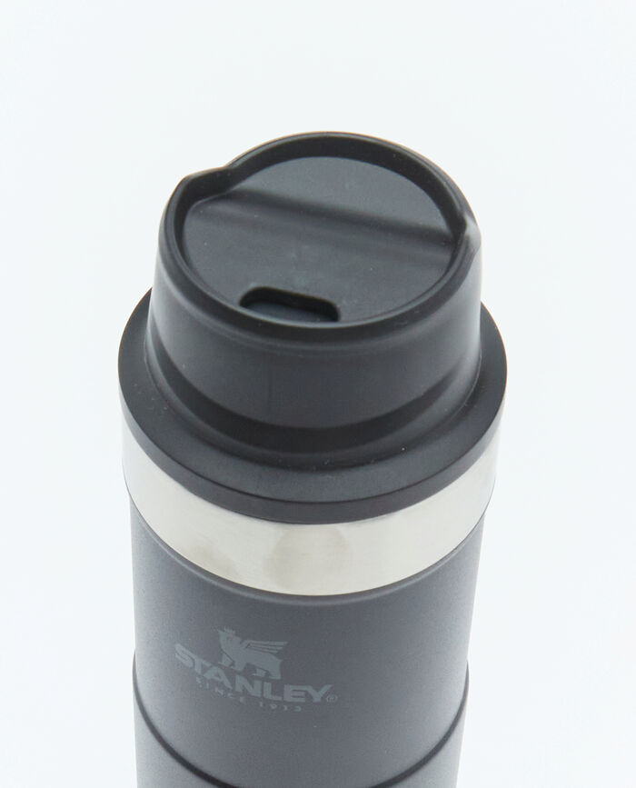 STANLEY CLASSIC TRIGGER ACTION TRAVEL MUG 0 35L Outdoor At Ka Yo