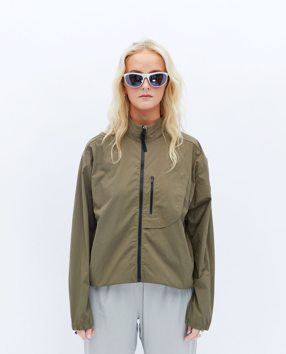 DISTRICT VISION CROPPED RECYCLED DWR JACKET
