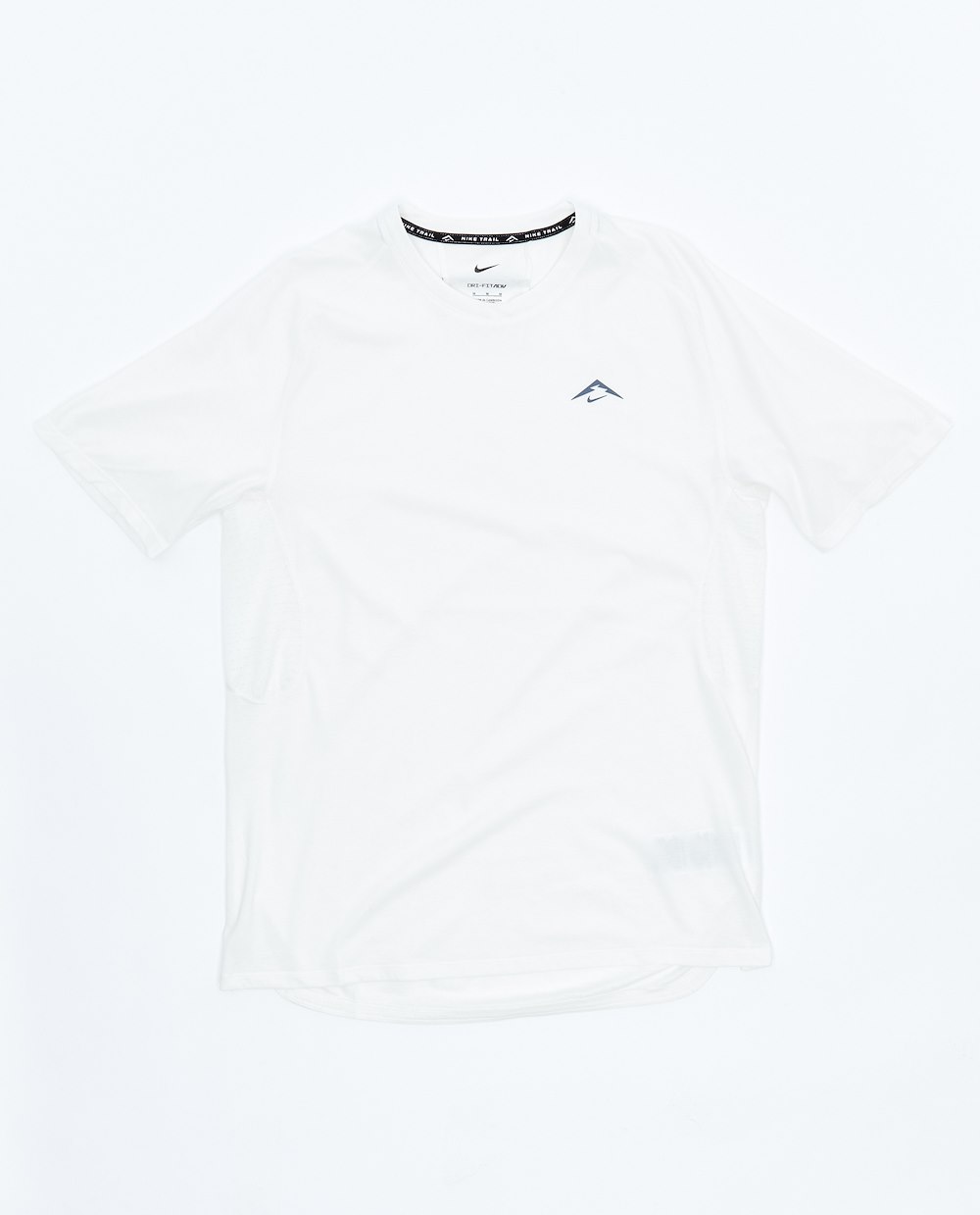 NIKE M NIKE SOLAR CHASE DRI-FIT ADV SHORT-SLEEVE RUNNING TOP