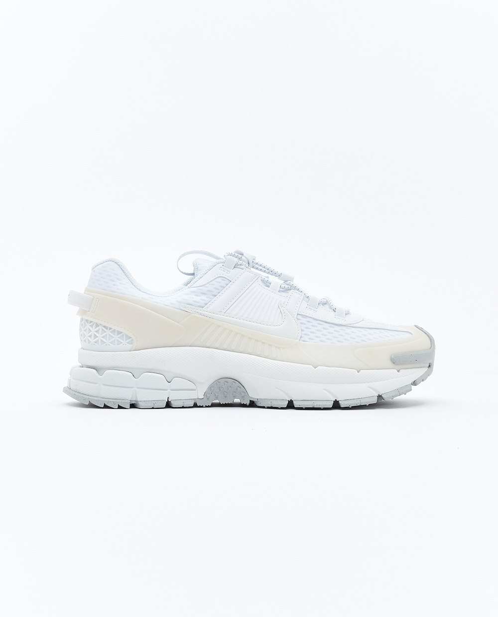 NIKE M ZOOM VOMERO ROAM 
