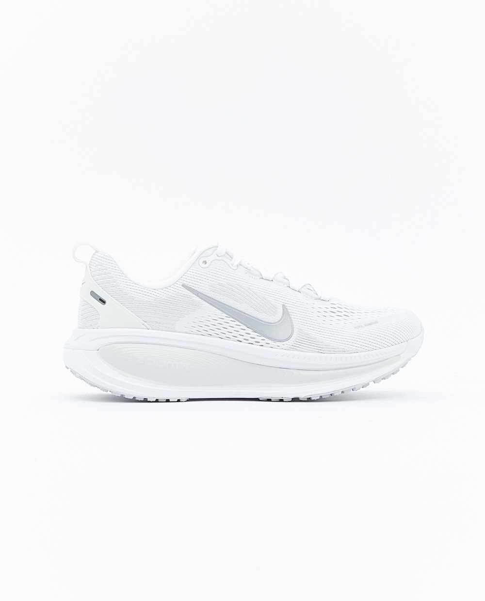NIKE W VOMERO 18
