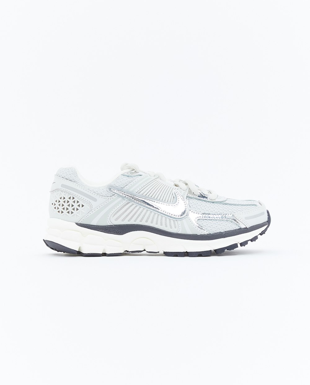 NIKE W ZOOM VOMERO 5