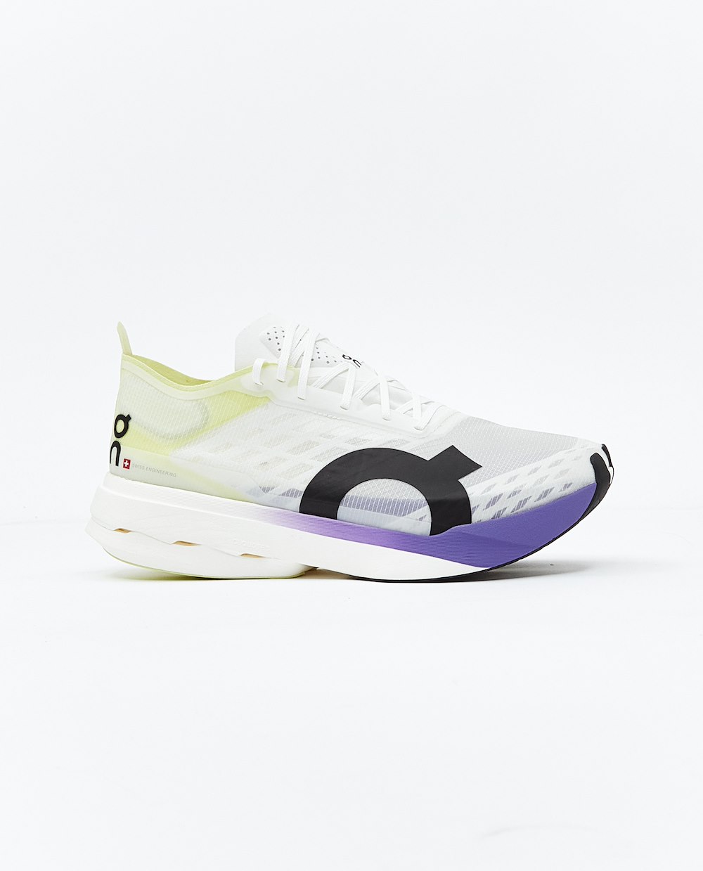 ON CLOUDBOOM STRIKE M