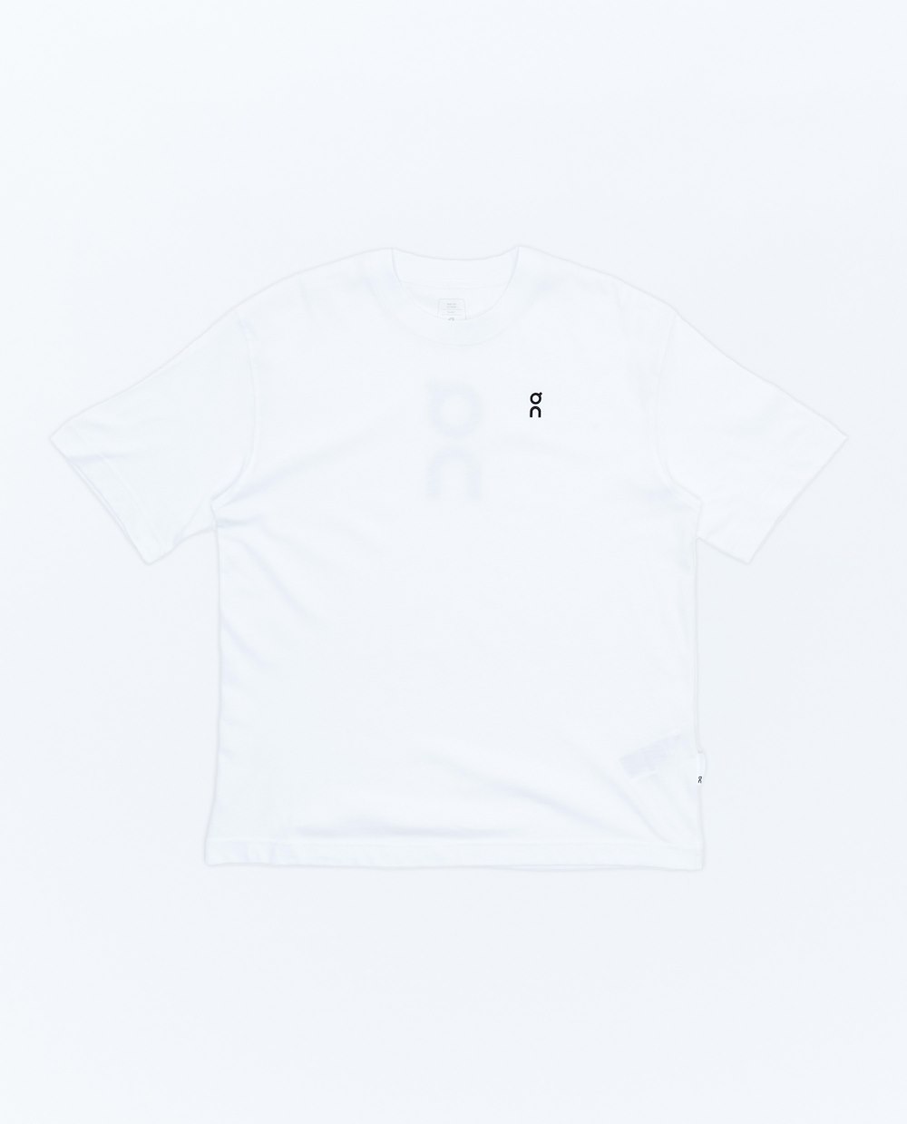 ON W CLUB T