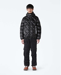 AND WANDER DIAMOND STITCH DOWN HOODIE 2