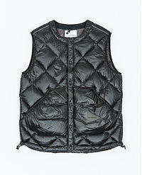 AND WANDER DIAMOND STITCH DOWN VEST 2