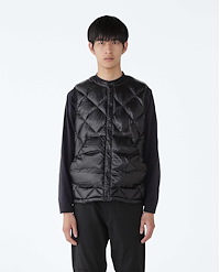 AND WANDER DIAMOND STITCH DOWN VEST 2