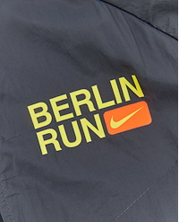 NIKE M STRIDE REPEL RUNNING JACKET