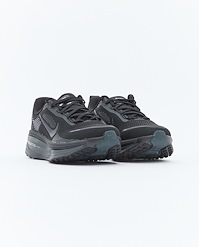 NIKE M VOMERO 18
