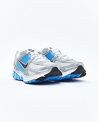 NIKE M ZOOM VOMERO 5