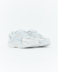 NIKE W ZOOM VOMERO 5
