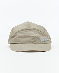 OPTIMISTIC RUNNERS OR NYLON CAP