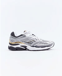 SAUCONY PROGRID OMNI 9