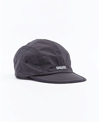 UNNA SMILES RUN CAP