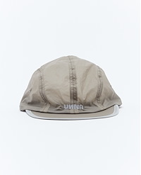 UNNA SMILES RUN CAP 
