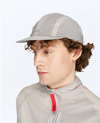 UNNA SMILES RUN CAP